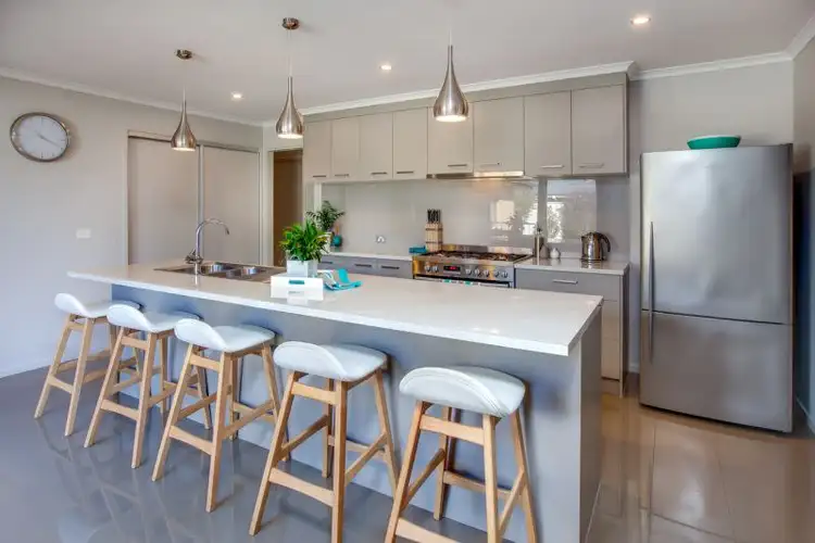 Sixth view of Homely house listing, 19 Pro Hart Drive, Baranduda VIC 3691