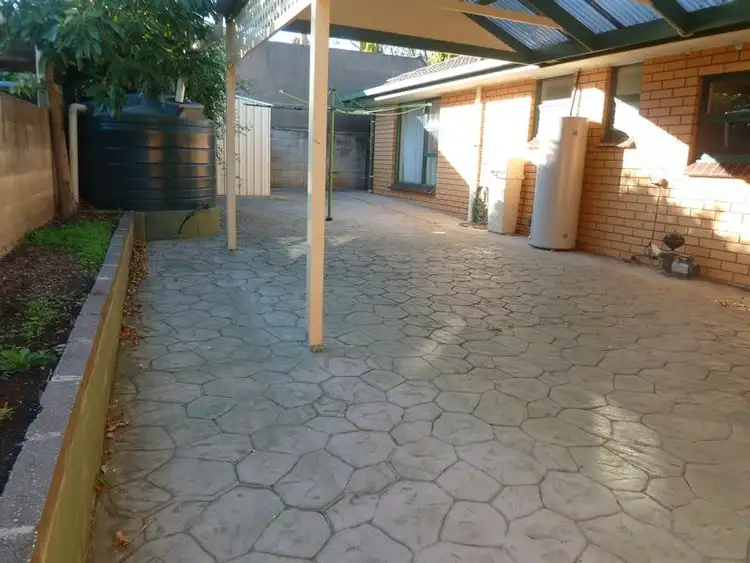 Sixth view of Homely house listing, 2 AUVALE CRESCENT, Mount Gambier SA 5290