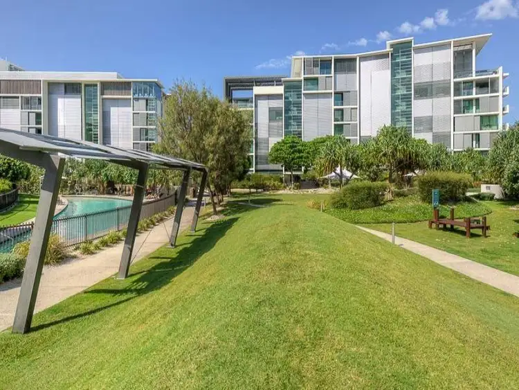29501/2 Ephraim Island Parade, Paradise Point QLD 4216