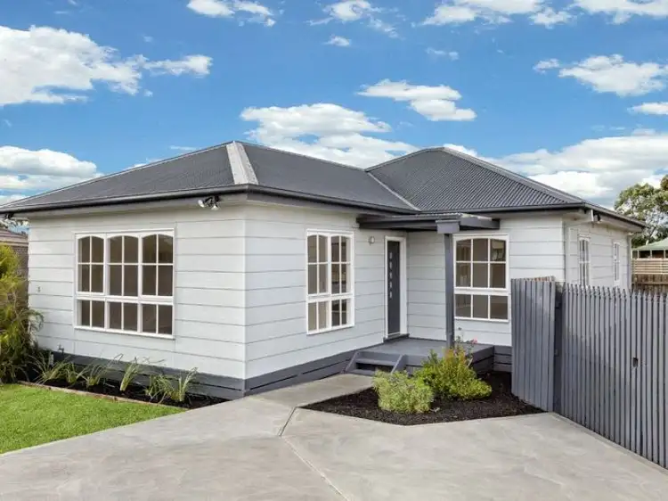 3 Thompson Place, Kilmore VIC 3764