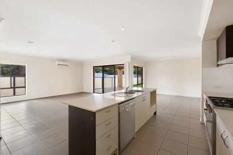 Fourth view of Homely house listing, 2 Nyah Court, Broadford VIC 3658