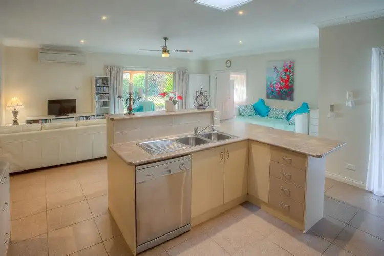 Sixth view of Homely house listing, 4 Alexandra Court, Bright VIC 3741