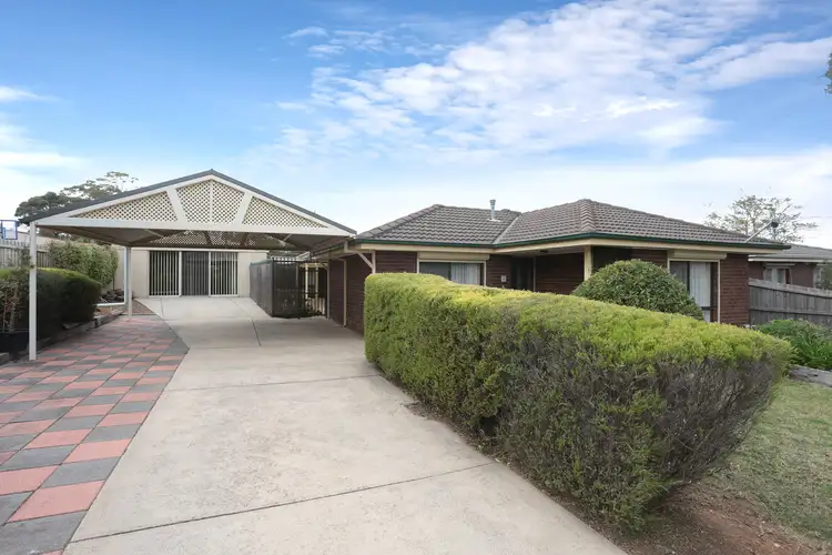 16 Nathan Drive, Darley VIC 3340