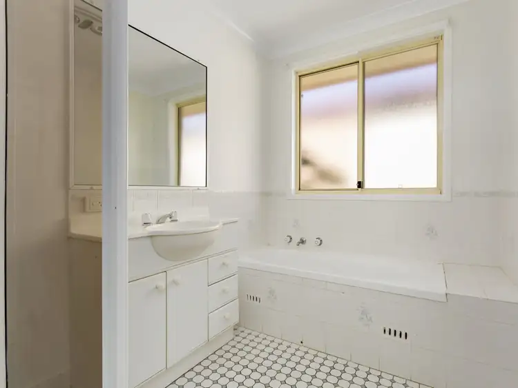Fifth view of Homely house listing, 11 Balala Crt, Wattle Grove NSW 2173