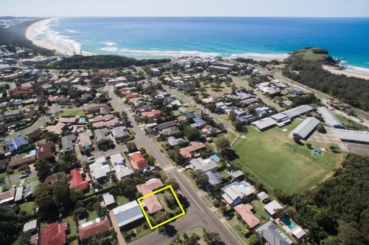 1/1 cassidy crescent, Bogangar NSW 2488