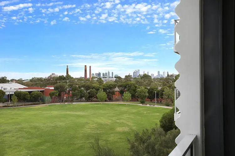 D215/460 Victoria St, Brunswick VIC 3056