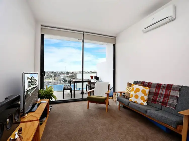 B303/460 Victoria St, Brunswick VIC 3056