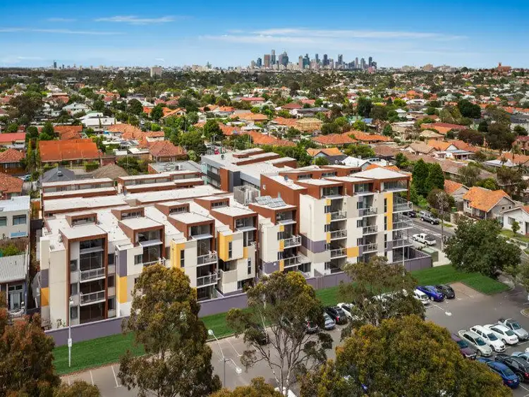 105C/168 Victoria Rd, Northcote VIC 3070