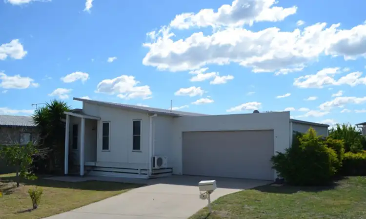 4 Hunter Street, Blackwater QLD 4717