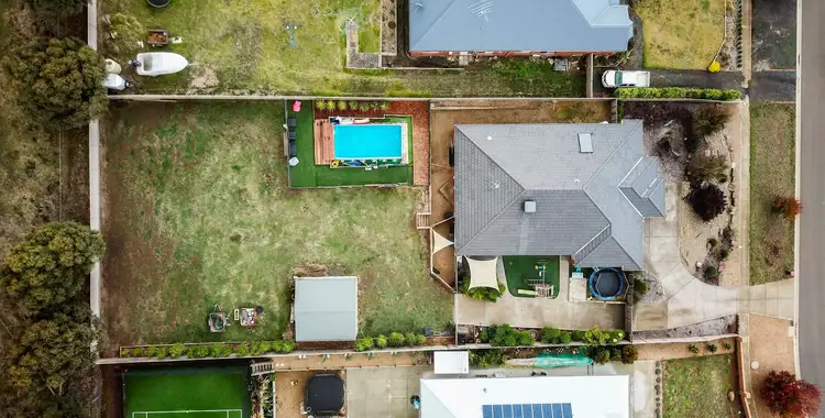 1 4 SPORTS AVENUE, Kilmore VIC 3764