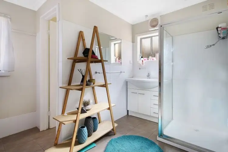 Fifth view of Homely unit listing, 1 to 2/539 Hague Street, Lavington NSW 2641