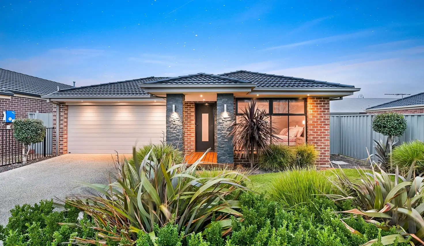 Main view of Homely house listing, 3 Beauchamp Way, Cranbourne East VIC 3977