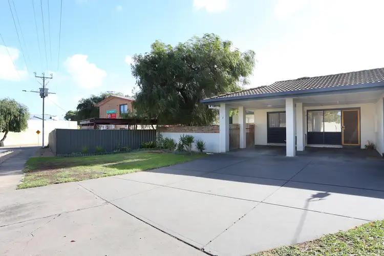 2/1 Hunt Crescent, Christies Beach SA 5165