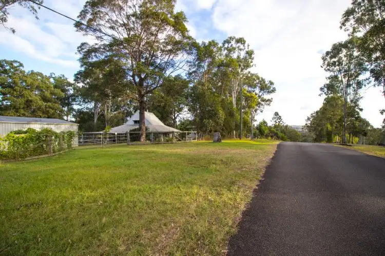 258 Shadbolt Rd, Mothar Mountain QLD 4570