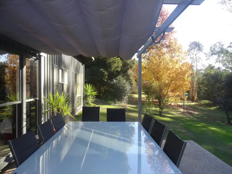 7097 Great Alpine Road, Porepunkah VIC 3740