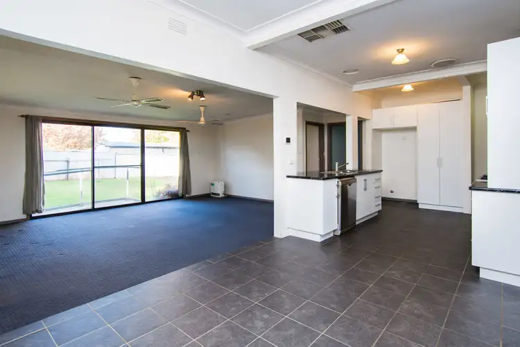 Fifth view of Homely house listing, 427 Lake Albert Road, Kooringal NSW 2650