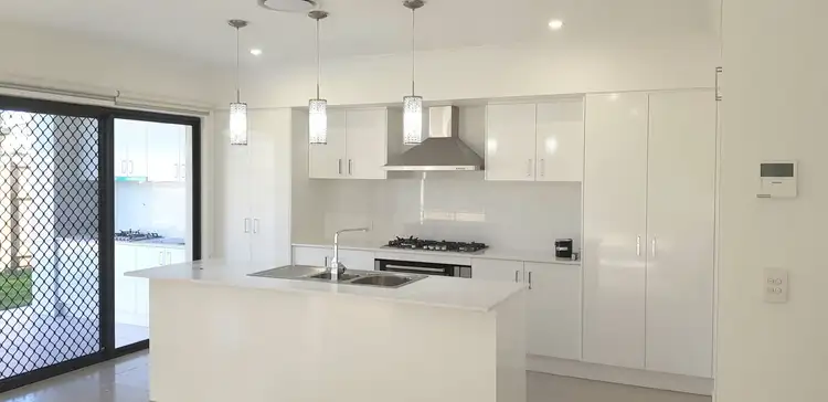 Fifth view of Homely house listing, 10 Linton Street, Loganlea QLD 4131