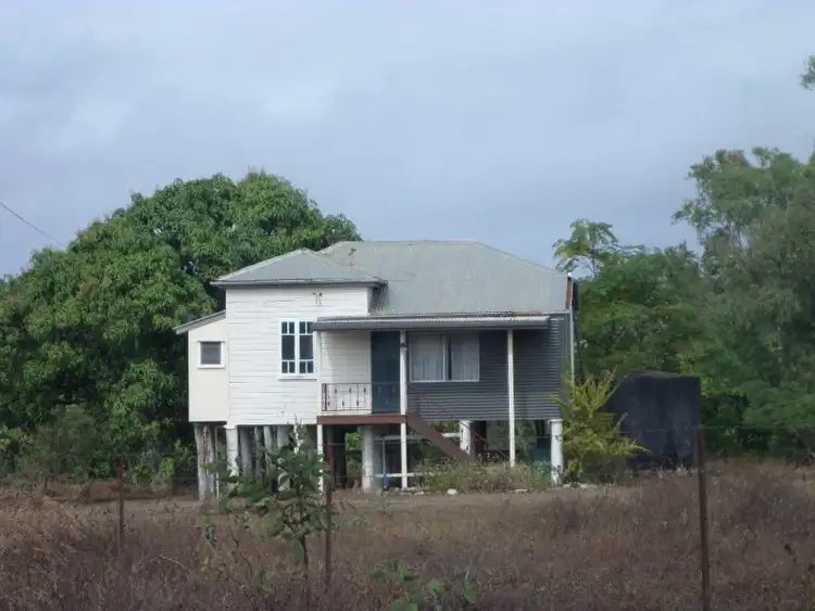 L2 Jochheim Rd, Bowen QLD 4805