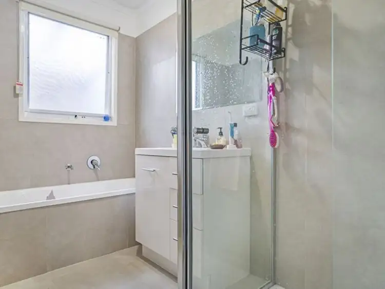 Sixth view of Homely unit listing, 1 Beckington Crescent, Hampton Park VIC 3976