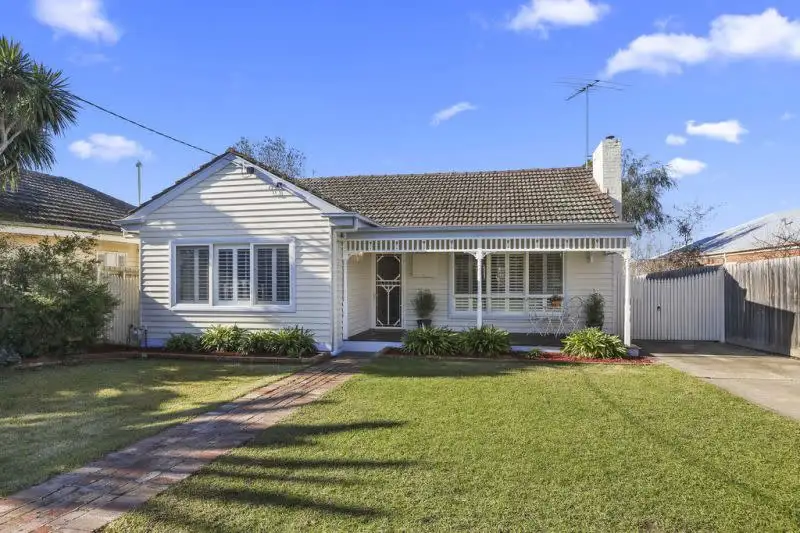 Main view of Homely house listing, 39 Heather Street, Hamlyn Heights VIC 3215
