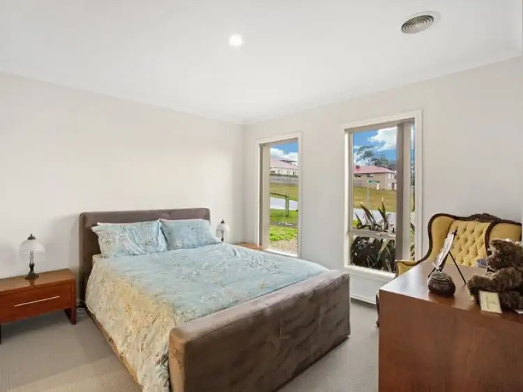Sixth view of Homely house listing, 35 CARMELO COURT, Hidden Valley VIC 3756