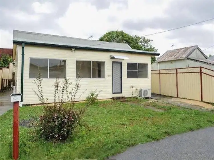Main view of Homely house listing, 1/219 Booker Bay Road, Booker Bay NSW 2257
