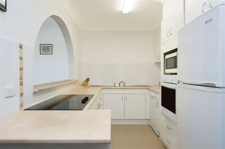 Fifth view of Homely apartment listing, 3/16 St Kilda Avenue, Broadbeach QLD 4218
