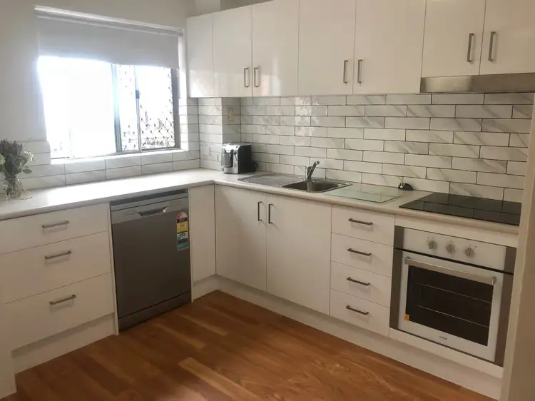 3/58 Coolangatta Rd, Coolangatta QLD 4225