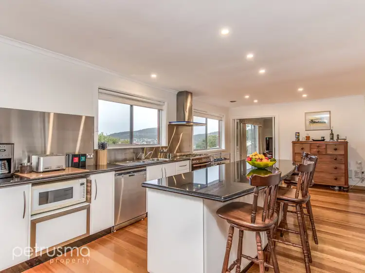 5 Bentley Road, Lenah Valley TAS 7008