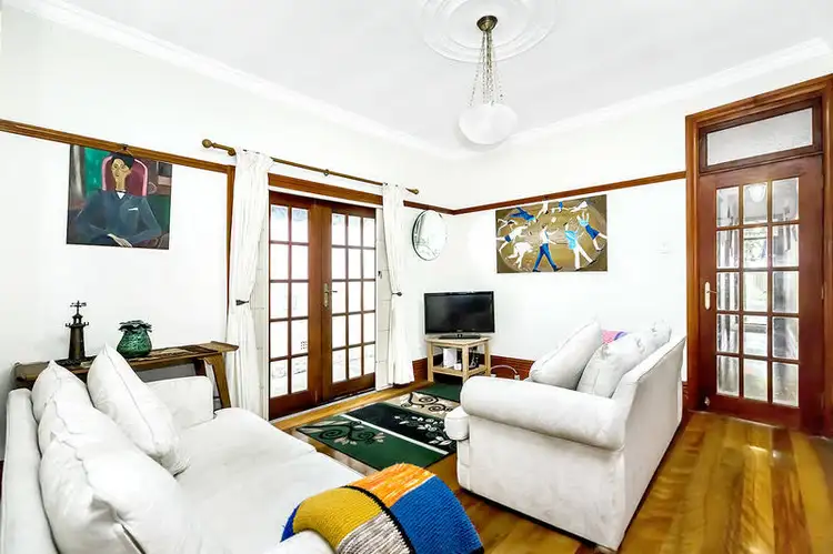 6 Neville Street, Marrickville NSW 2204