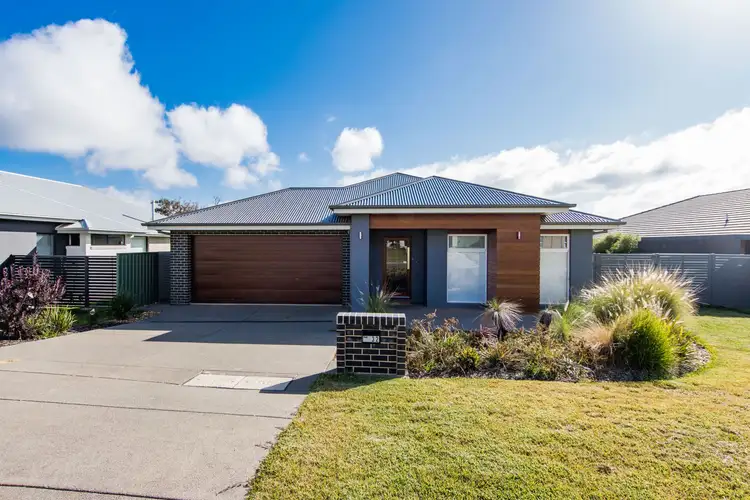 32 Paperbark Drive, Forest Hill NSW 2651