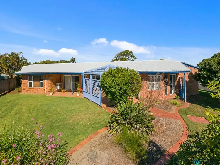 4 Carlile Place, Wynnum West QLD 4178