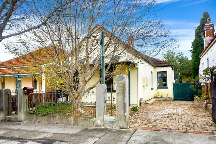 18 Grove Street, Marrickville NSW 2204