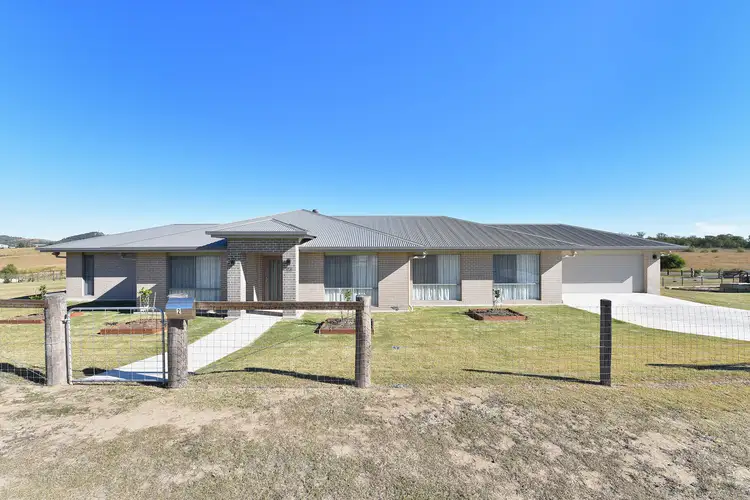 2 Regent Court, Regency Downs QLD 4341