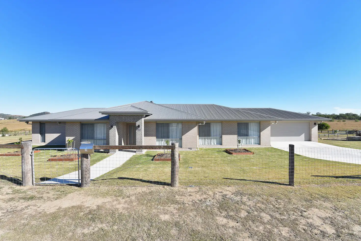 Main view of Homely house listing, 2 Regent Court, Regency Downs QLD 4341
