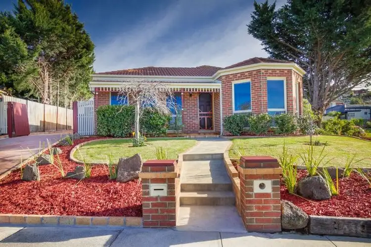Main view of Homely house listing, 7 Union Avenue, Pakenham VIC 3810