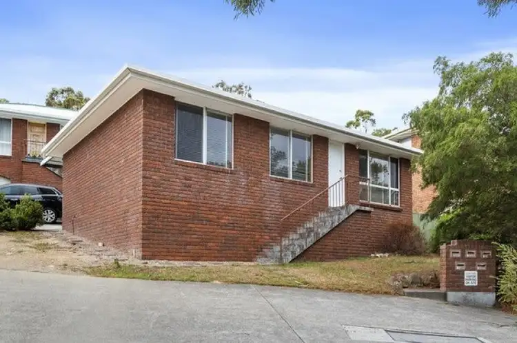1/2 Lucia Court, Glenorchy TAS 7010