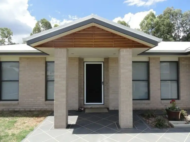 51 Sommerfeld Crescent, Chinchilla QLD 4413