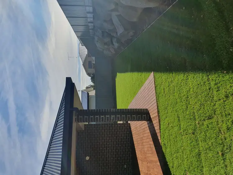 Fifth view of Homely house listing, 5 EMERALD DRIVE, Mount Gambier SA 5290