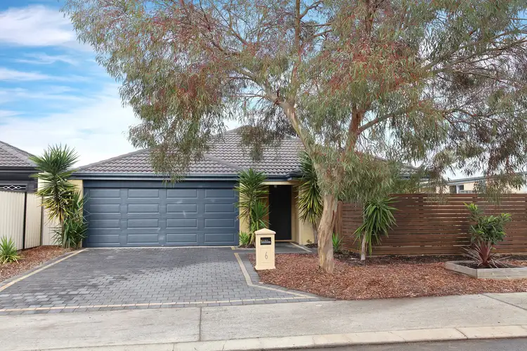 6 Kwella Entrance, Greenfields WA 6210