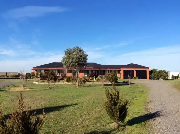 107 Haddon School Road, Haddon VIC 3351