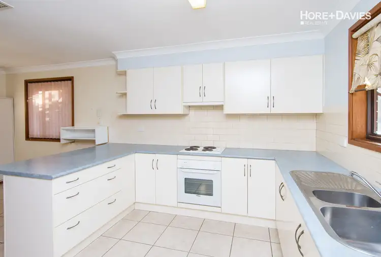 Fifth view of Homely house listing, 38 Undurra Drive, Glenfield Park NSW 2650