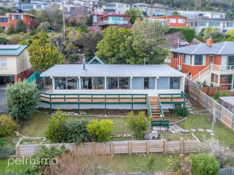 209 Carella Street, Howrah TAS 7018