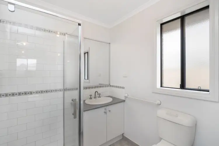 Seventh view of Homely house listing, 5 Thompson Place, Kilmore VIC 3764