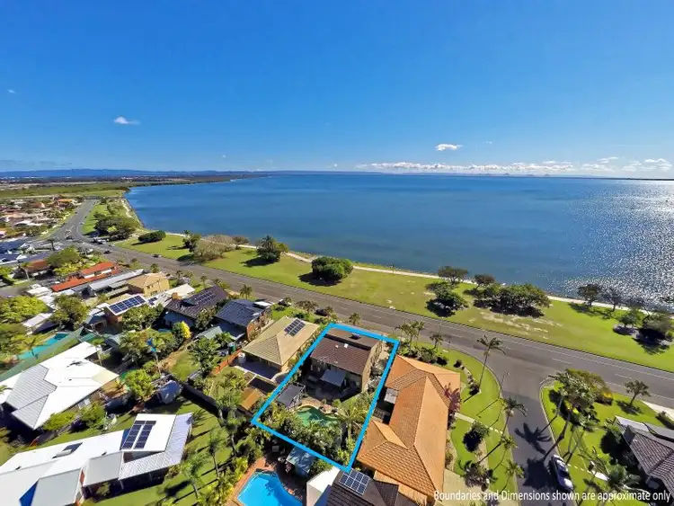 31 Endeavour Esplanade, Newport QLD 4020