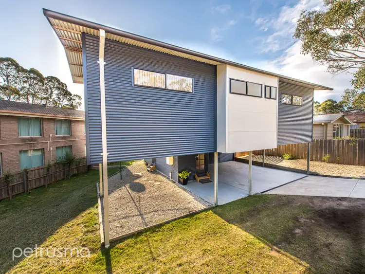33 Olinda Grove, Mount Nelson TAS 7007