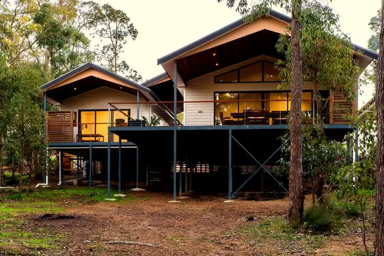 7 Sanctuary Circle, Cowaramup WA 6284