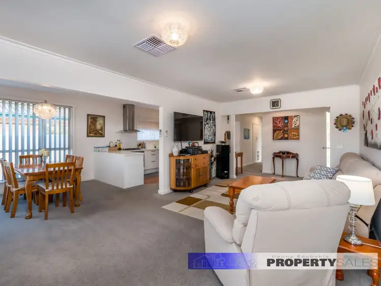10 Desmond Street, Moe VIC 3825