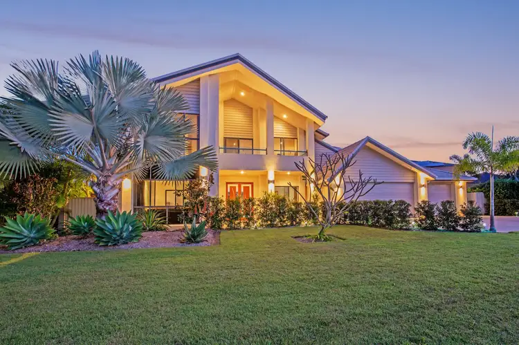 4 Parkview Place, Helensvale QLD 4212