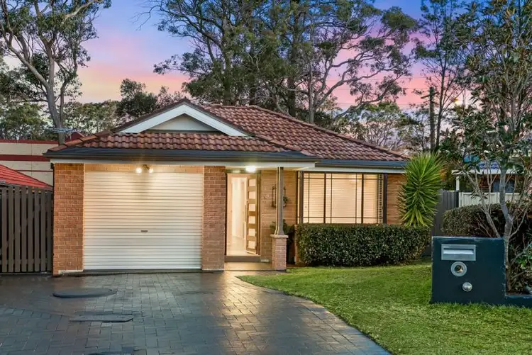 12 Arnold Place, Menai NSW 2234
